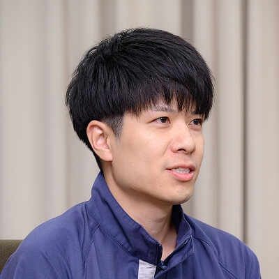 村地遼平